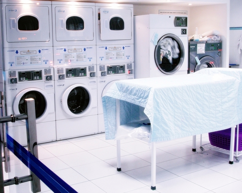 Lavagem de Vestido Preço Vila Marisa Mazzei - Higienização de Vestido
